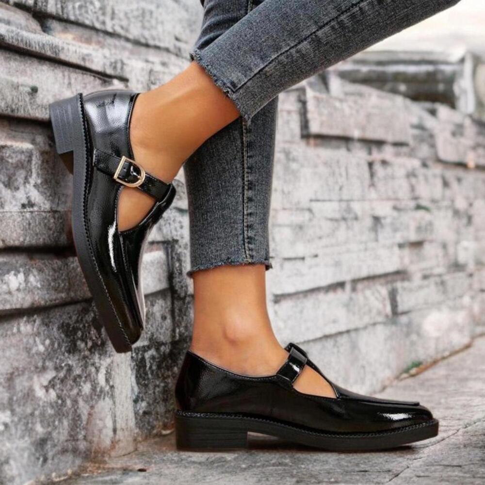 NIB EURO Black Patent Faux Leather Chunky Platform Pointed Toe Mary Jane Shoes - Picture 2 of 7